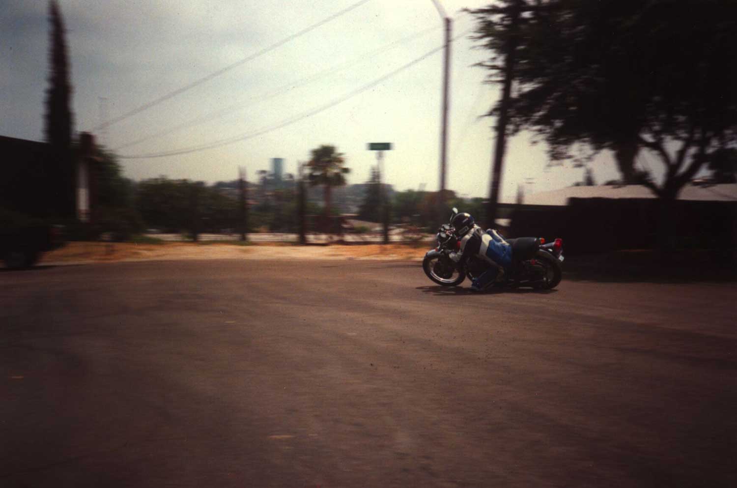 knee down on suzuki gt750 water buffalo